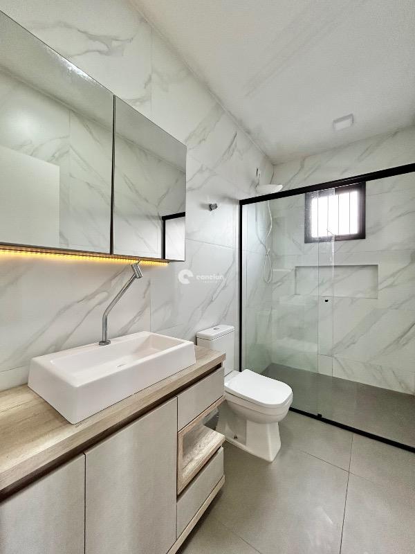 Casa à venda no Camobi: 