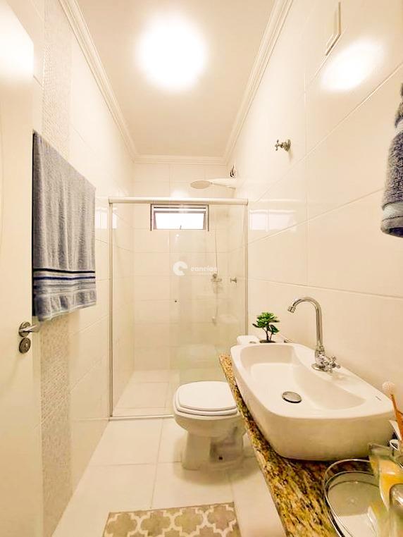 Casa à venda no Tomazetti: 