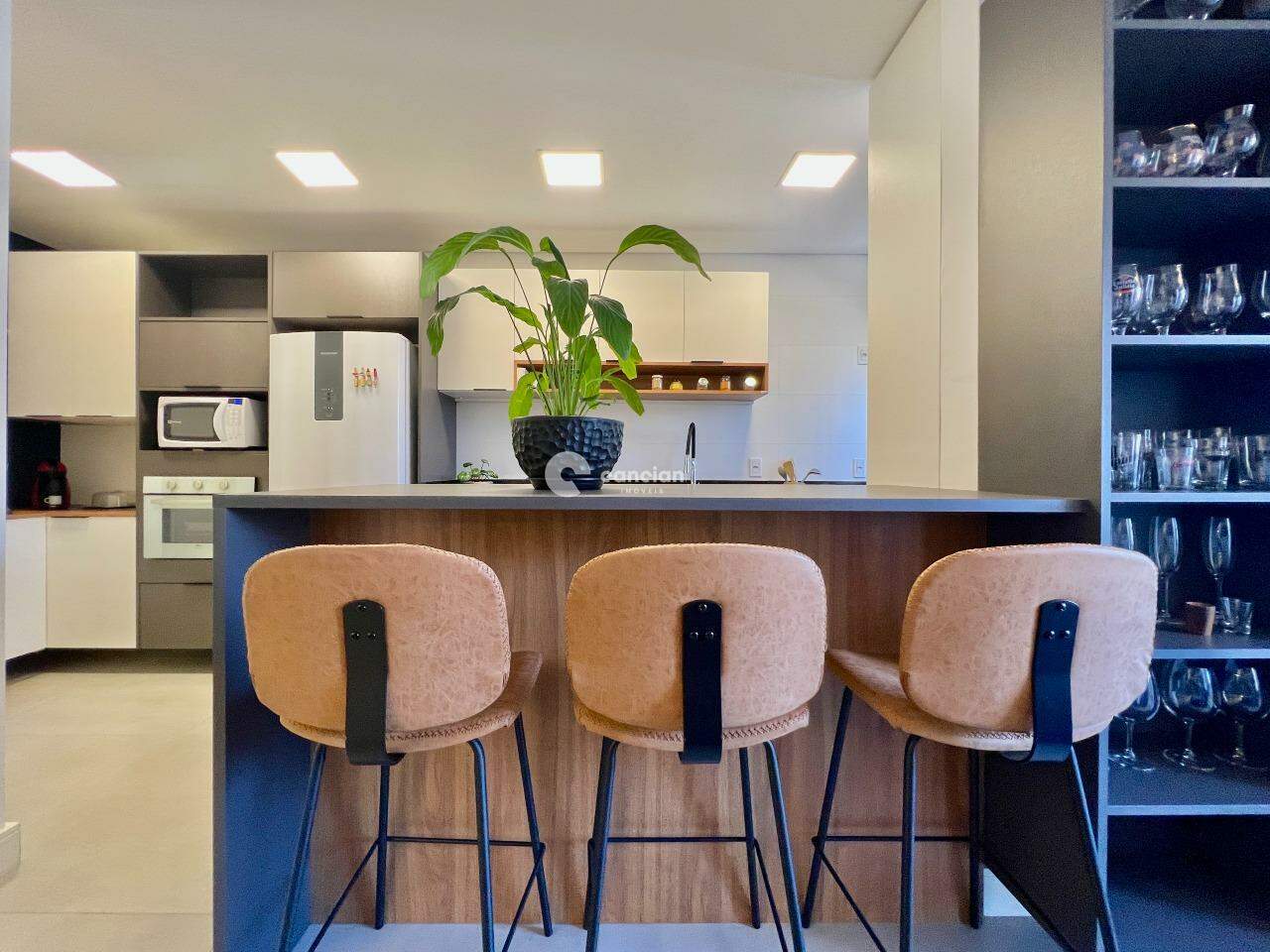 Apartamento à venda no Camobi: 