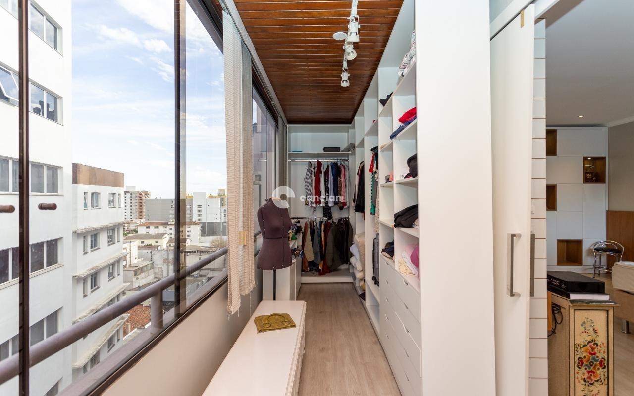 Cobertura à venda no Centro: 