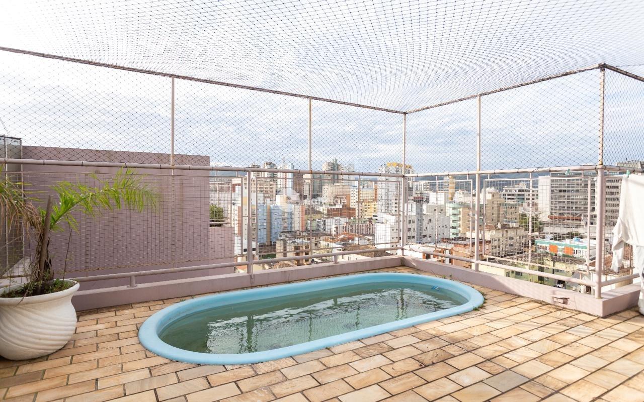 Cobertura à venda no Centro: 