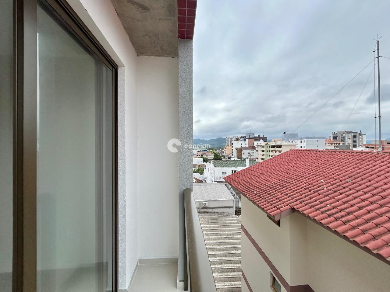 Apartamento à venda no Camobi: 