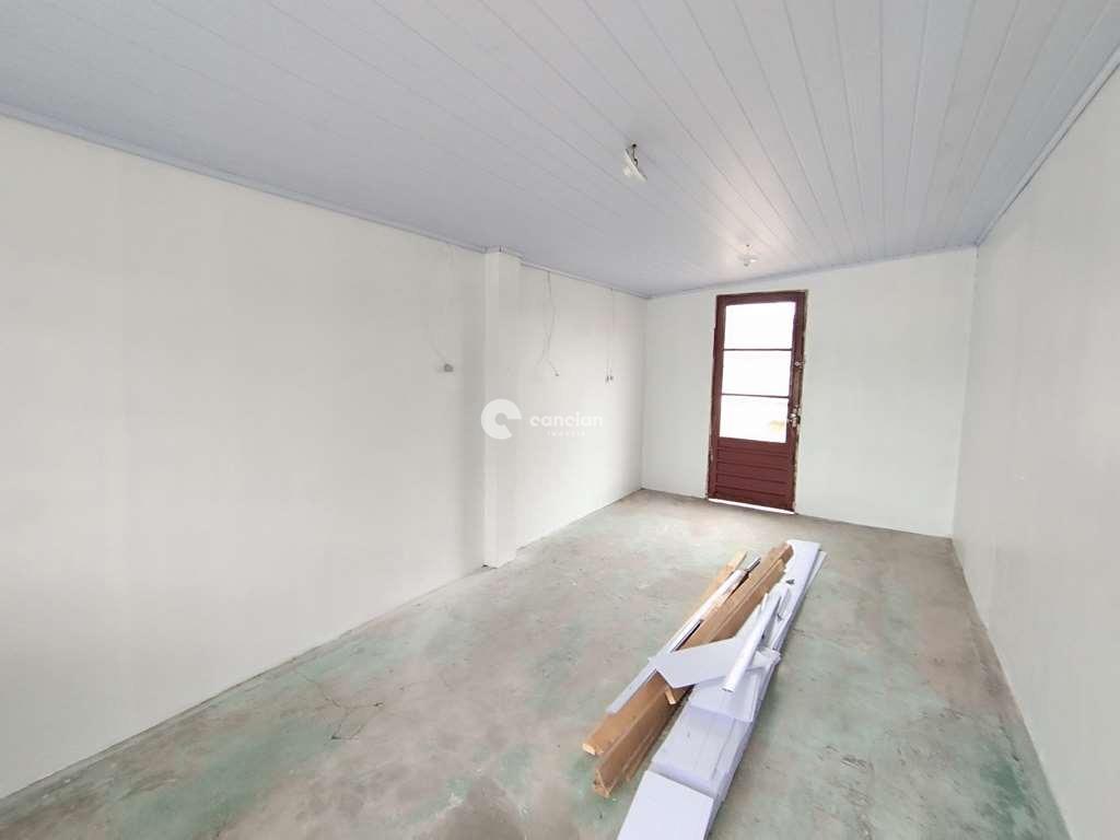 Casa à venda no Tancredo Neves: 