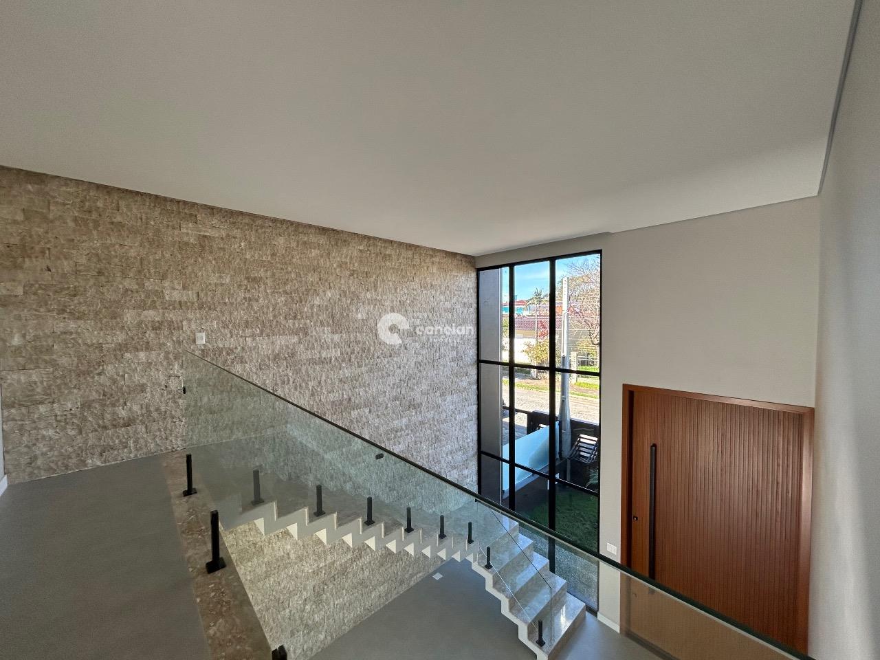 Casa à venda no Camobi: 