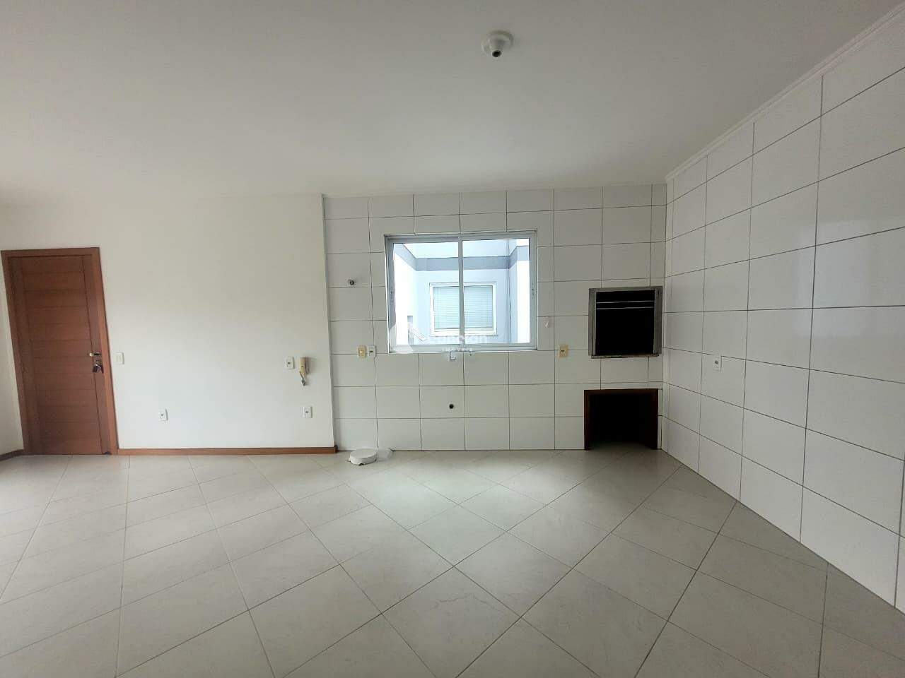 Apartamento para aluguel no Camobi: 