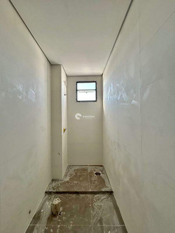 Apartamento à venda no Camobi: