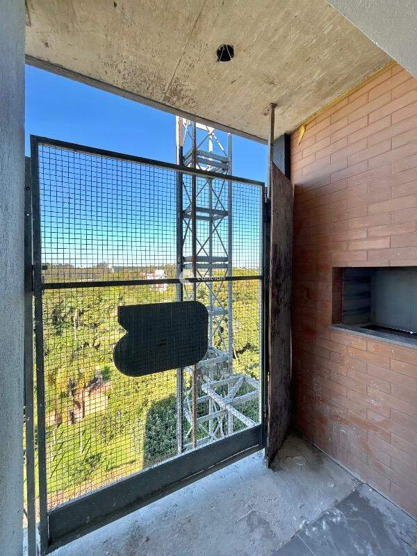 Apartamento à venda no Camobi: