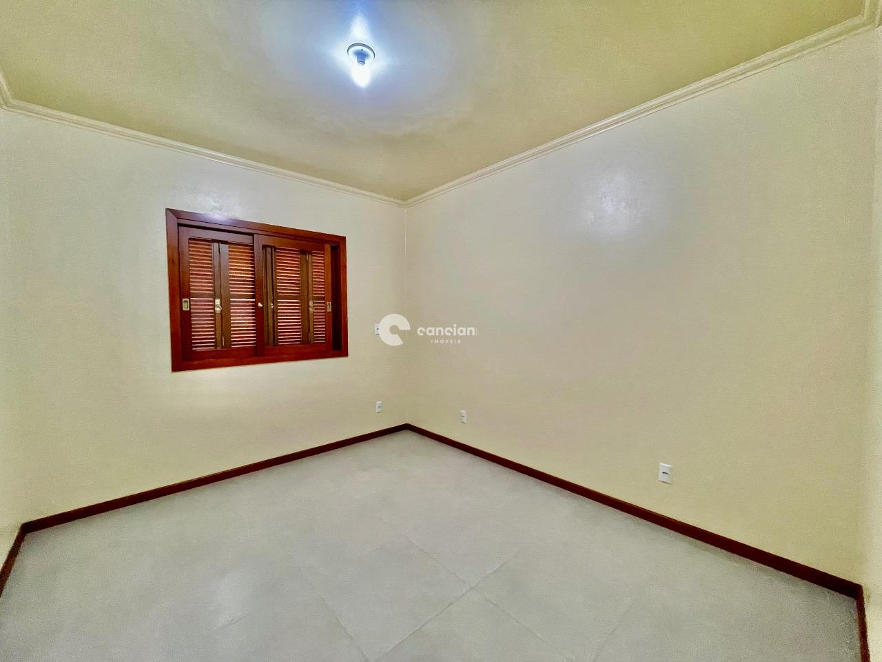 Casa de Condomínio para aluguel no Camobi: 