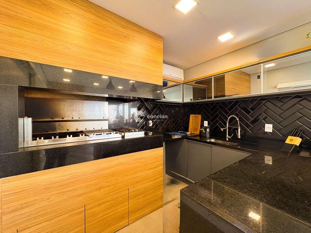 Casa de Condomínio à venda no Tomazetti: 