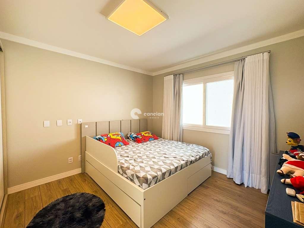 Casa de Condomínio à venda no Tomazetti: 