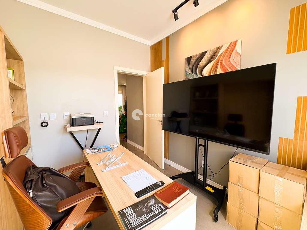 Casa de Condomínio à venda no Tomazetti: 