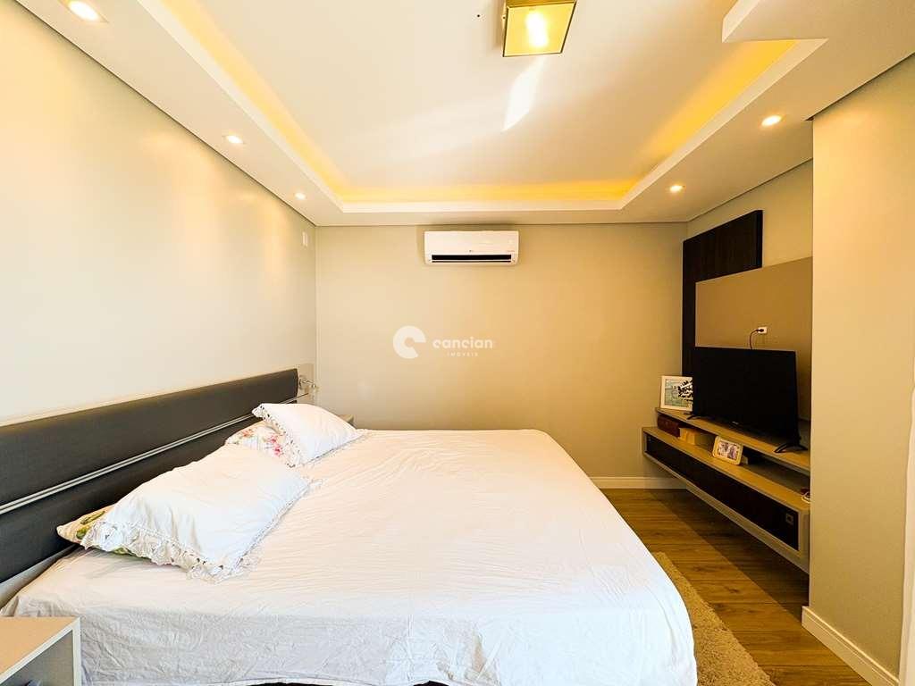 Casa de Condomínio à venda no Tomazetti: 