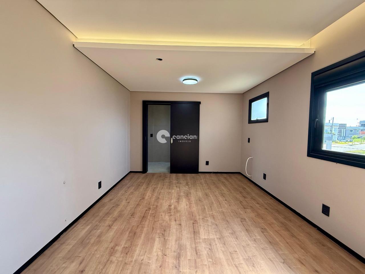 Casa de Condomínio à venda no Tomazetti: 