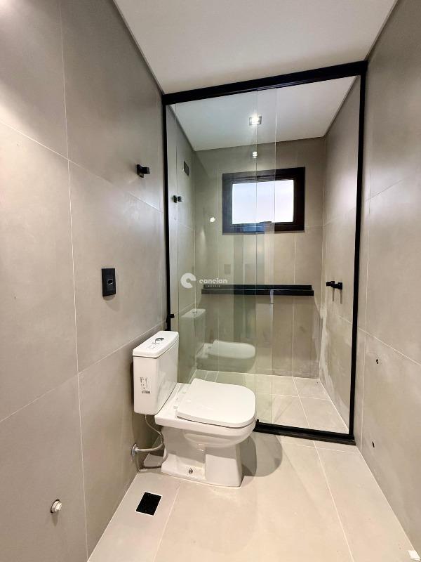 Casa de Condomínio à venda no Tomazetti: 