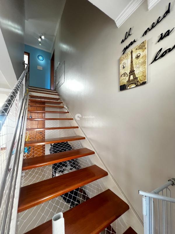 Casa de Condomínio à venda no Camobi: 