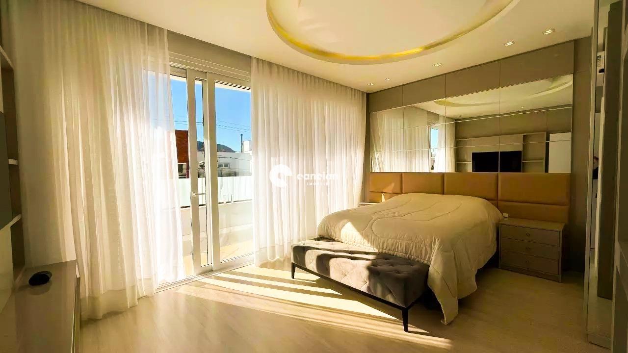 Casa de Condomínio à venda no Camobi: 