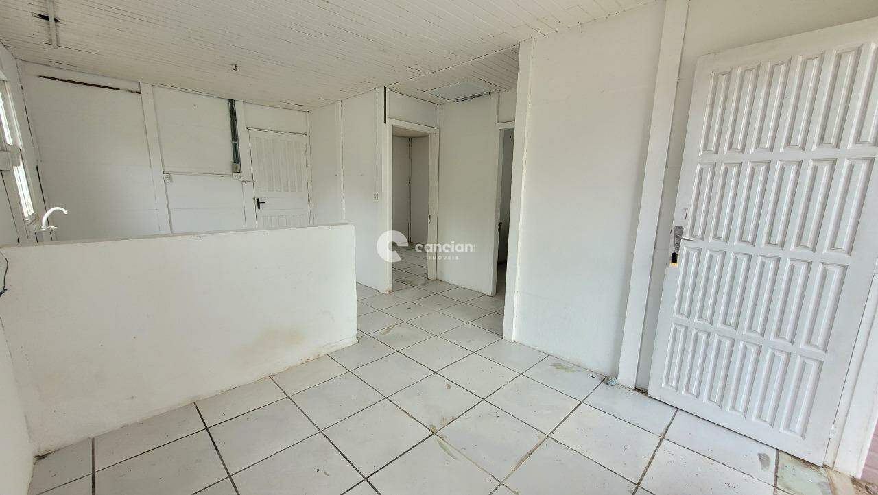 Casa para aluguel no Camobi: 