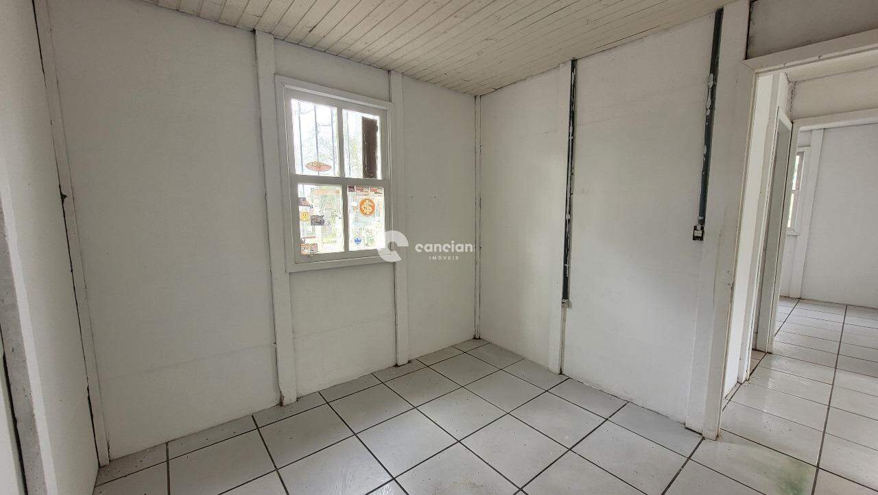 Casa para aluguel no Camobi: 