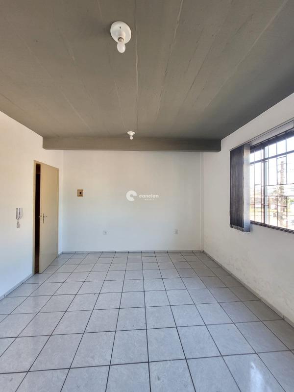 Kitnet para aluguel no Camobi: 