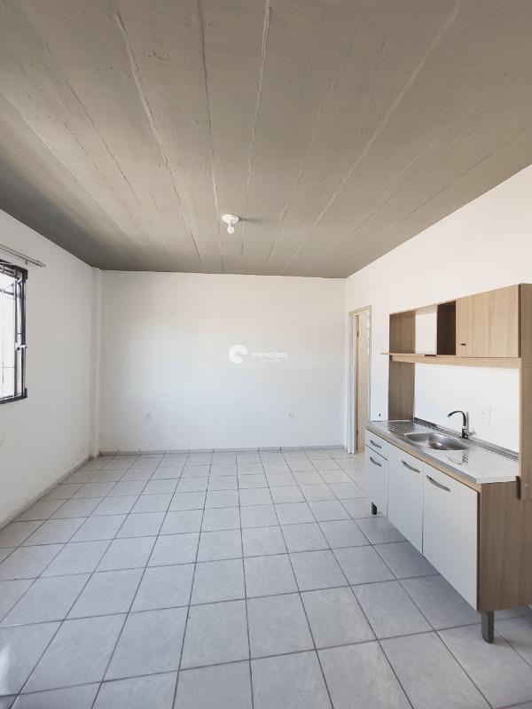 Kitnet para aluguel no Camobi: 