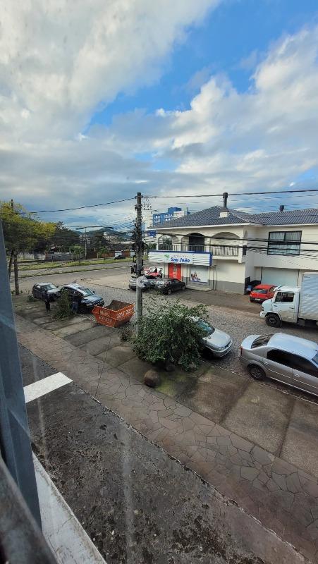 Kitnet para aluguel no Camobi: 