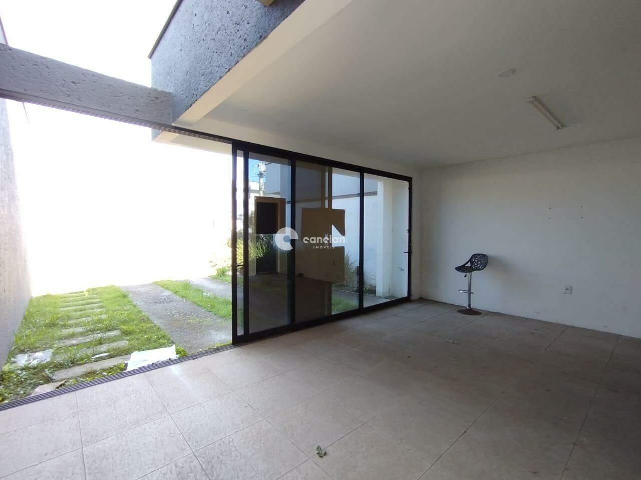 Casa de Condomínio à venda no Camobi: 