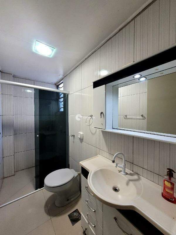 Apartamento para aluguel no Menino Jesus: 