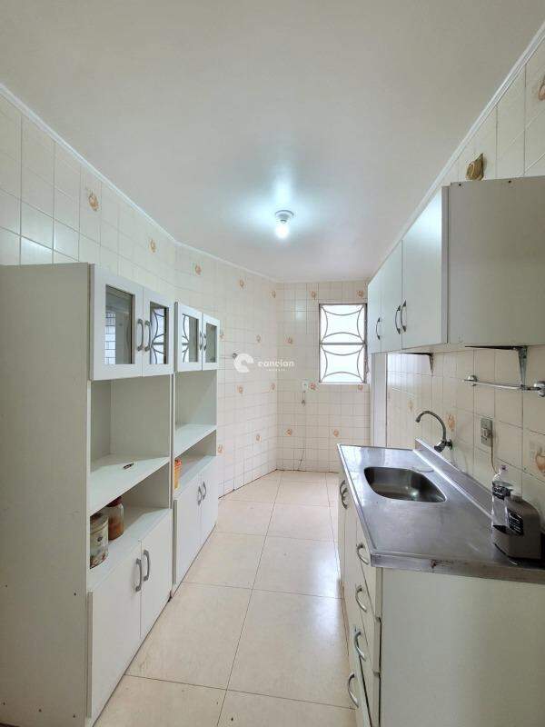 Apartamento para aluguel no Menino Jesus: 