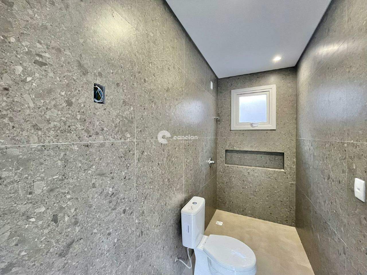 Casa para aluguel no São José: 