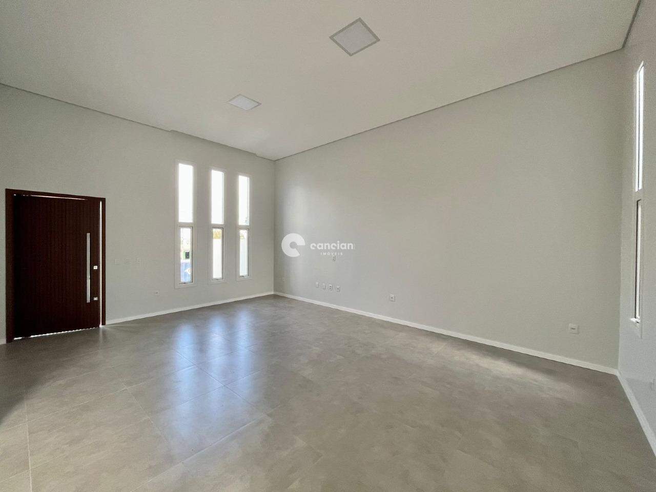 Casa para aluguel no São José: 