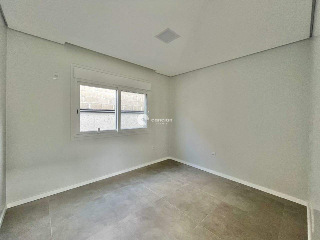 Casa para aluguel no São José: 