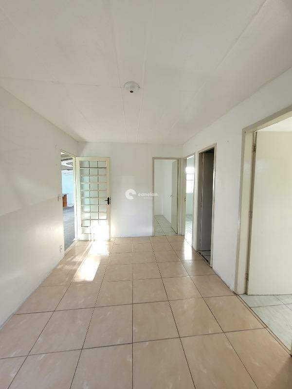 Casa para aluguel no Tancredo Neves: 