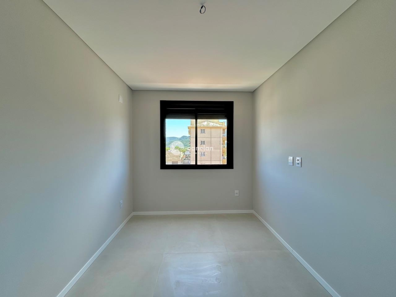 Apartamento à venda no Camobi: 