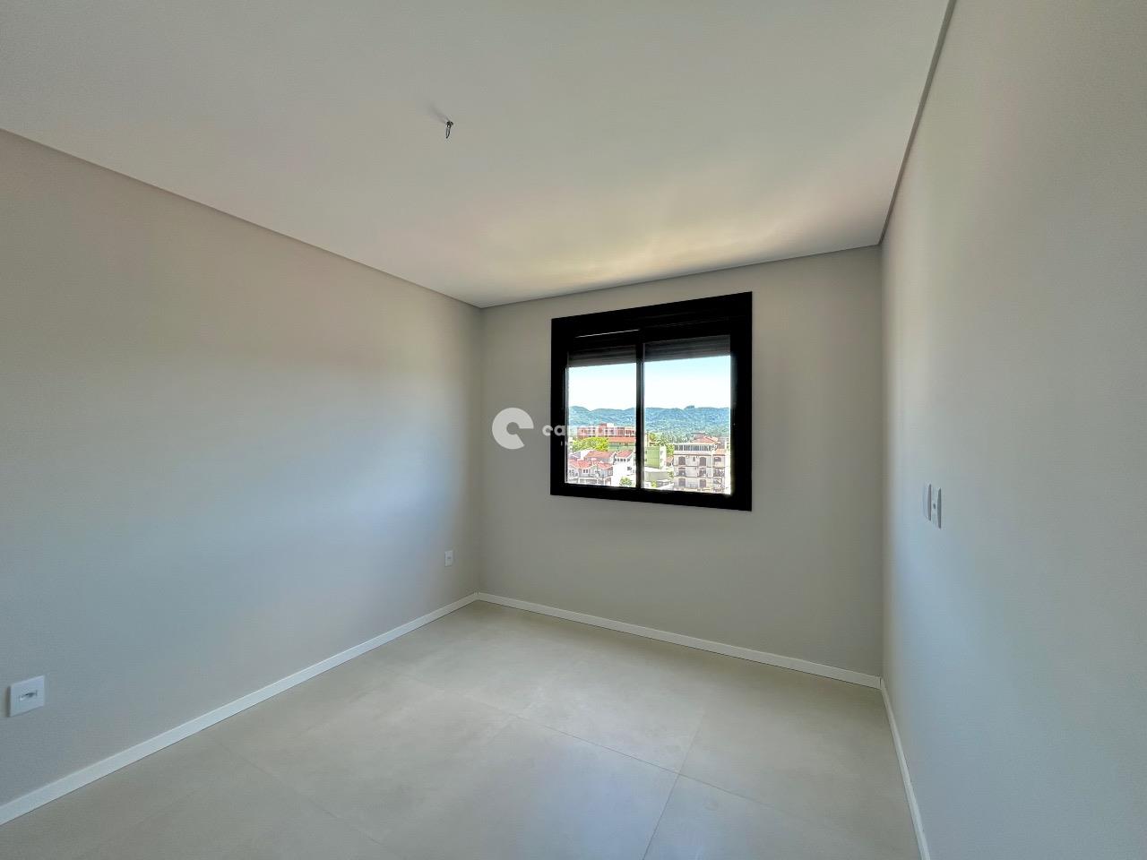 Apartamento à venda no Camobi: 