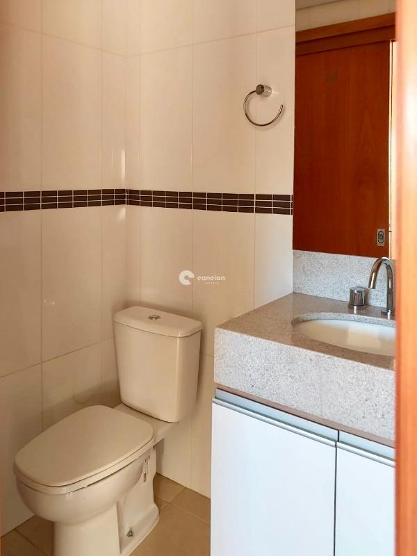 Apartamento à venda no Menino Jesus: 