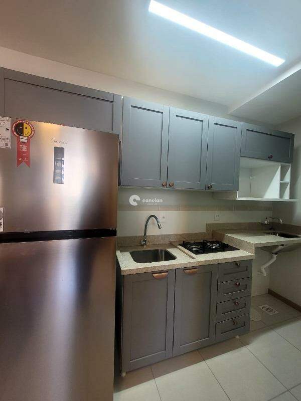 Apartamento para aluguel no Centro: 