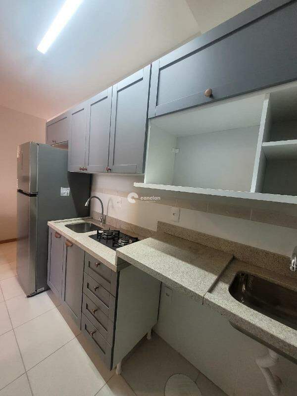 Apartamento para aluguel no Centro: 