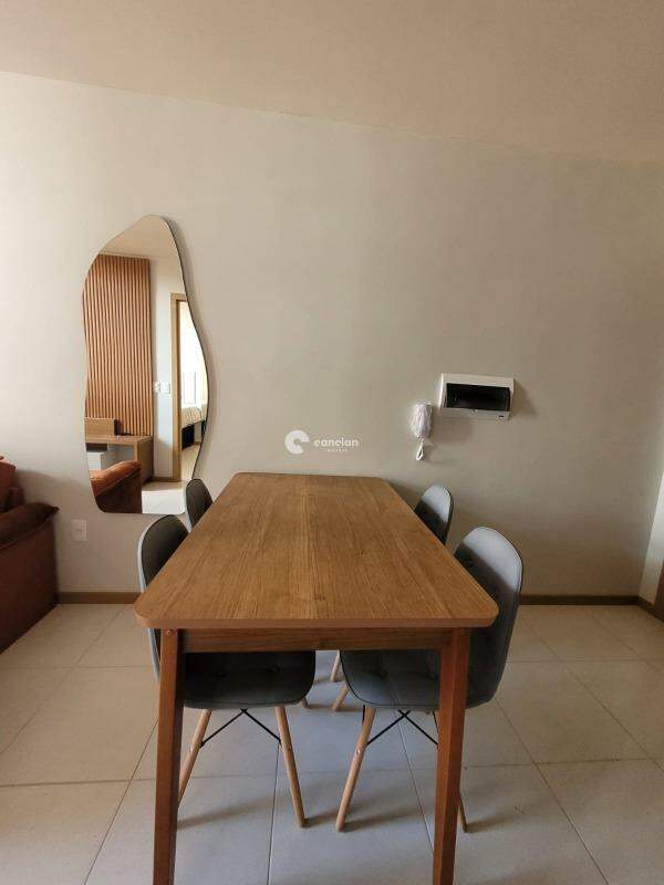 Apartamento para aluguel no Centro: 