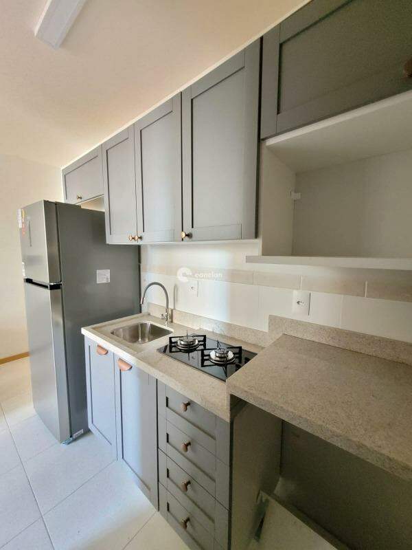 Apartamento para aluguel no Centro: 