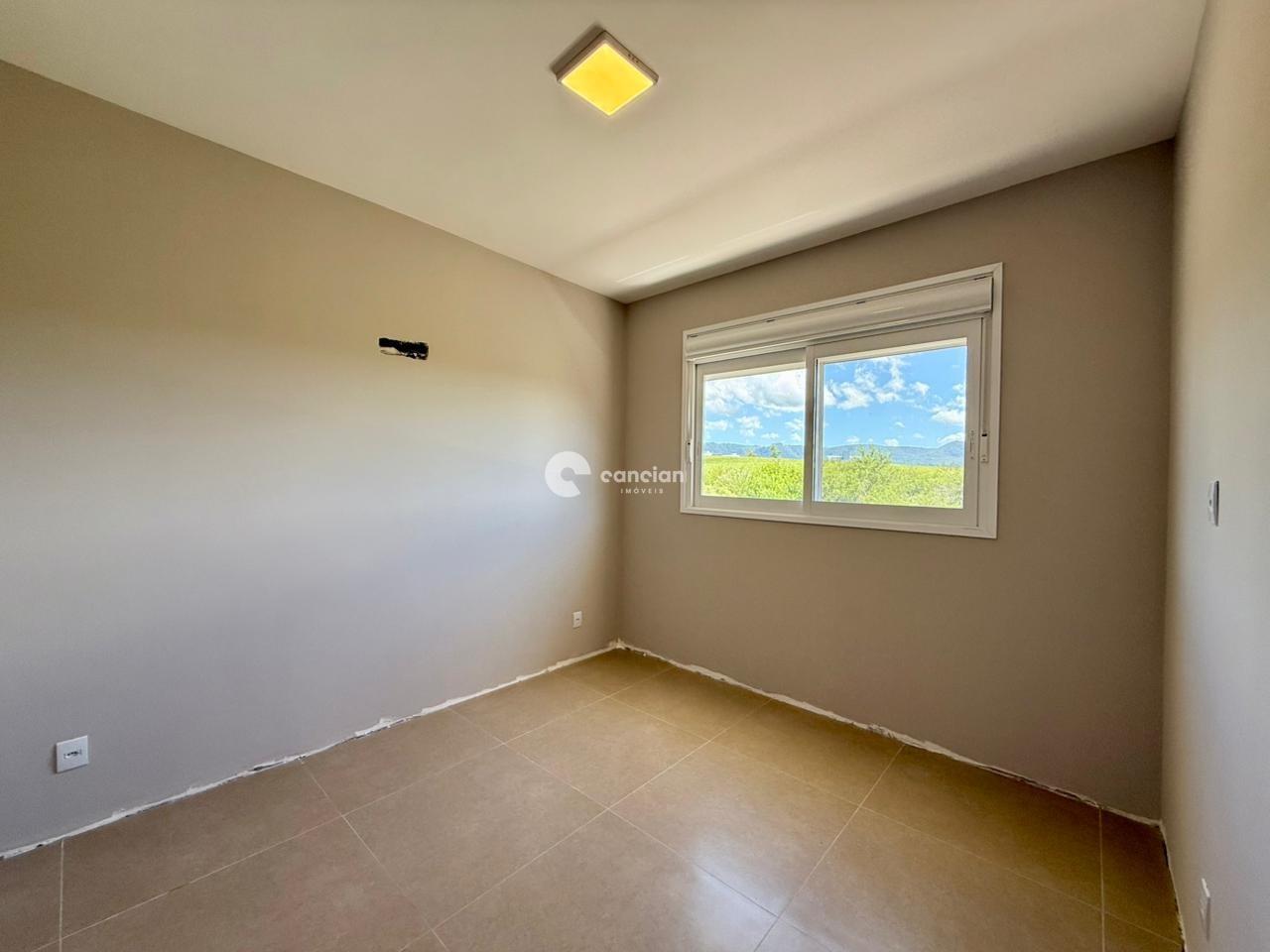 Casa de Condomínio à venda no Camobi: 