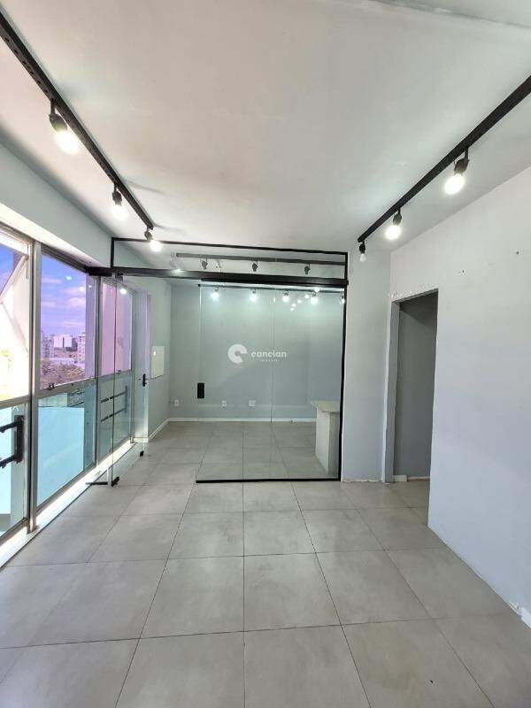 Sala Comercial para aluguel no Centro: 