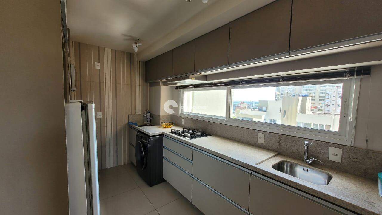 Apartamento para aluguel no Centro: 