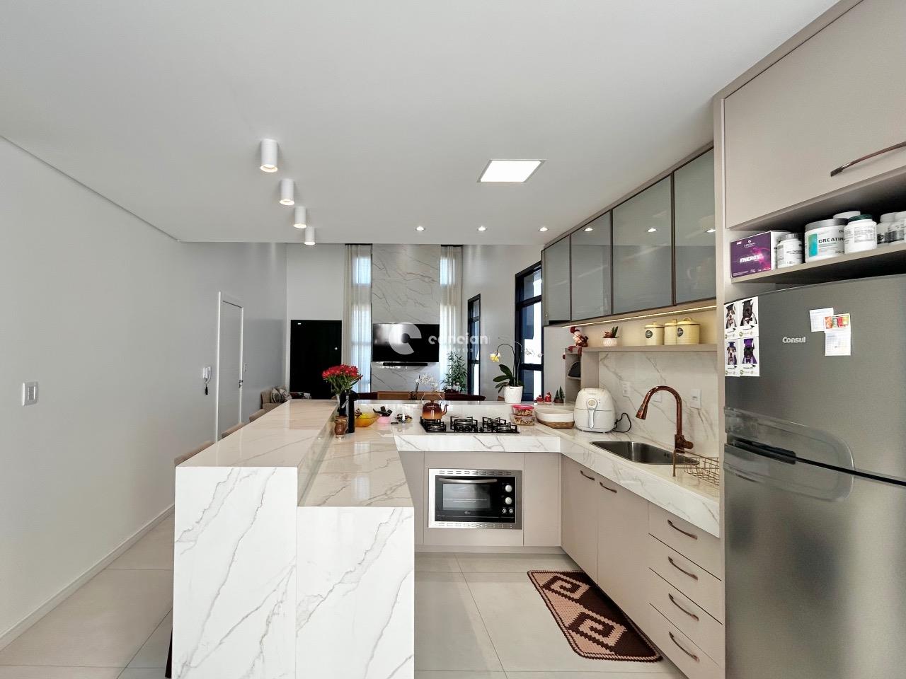 Casa à venda no Camobi: 