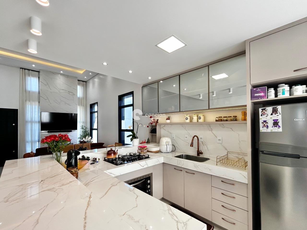 Casa à venda no Camobi: 