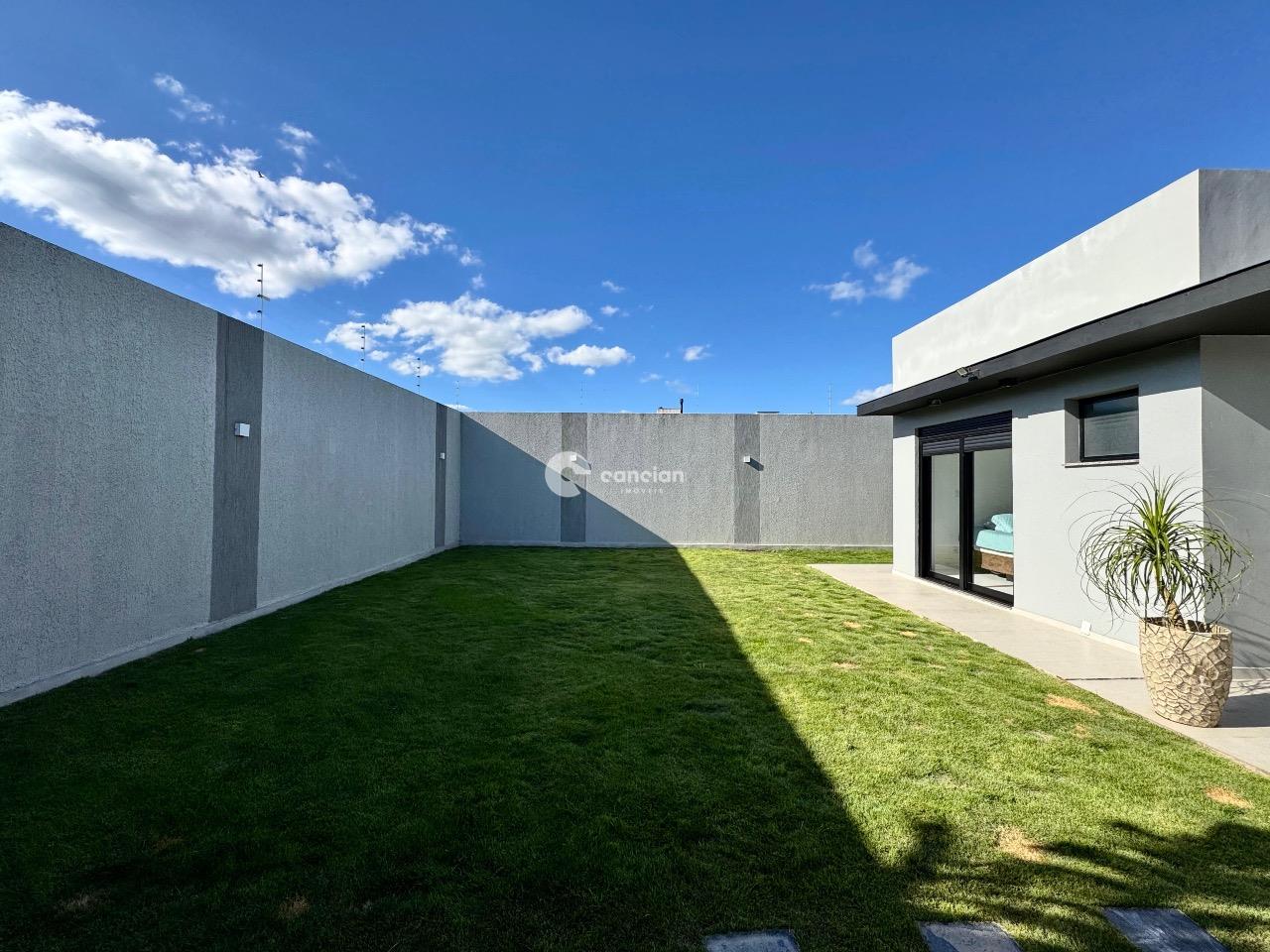 Casa à venda no Camobi: 