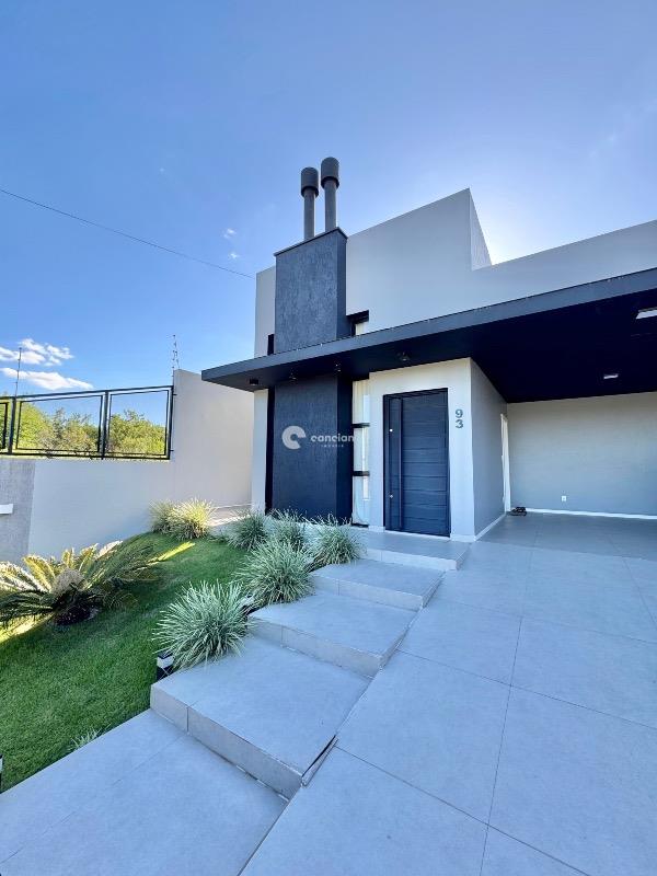 Casa à venda no Camobi: 