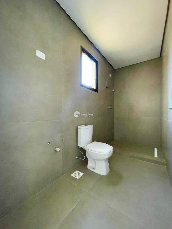 Casa de Condomínio à venda no Camobi: 