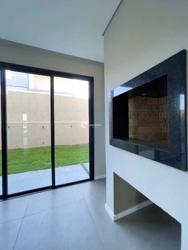 Casa de Condomínio à venda no Camobi: 