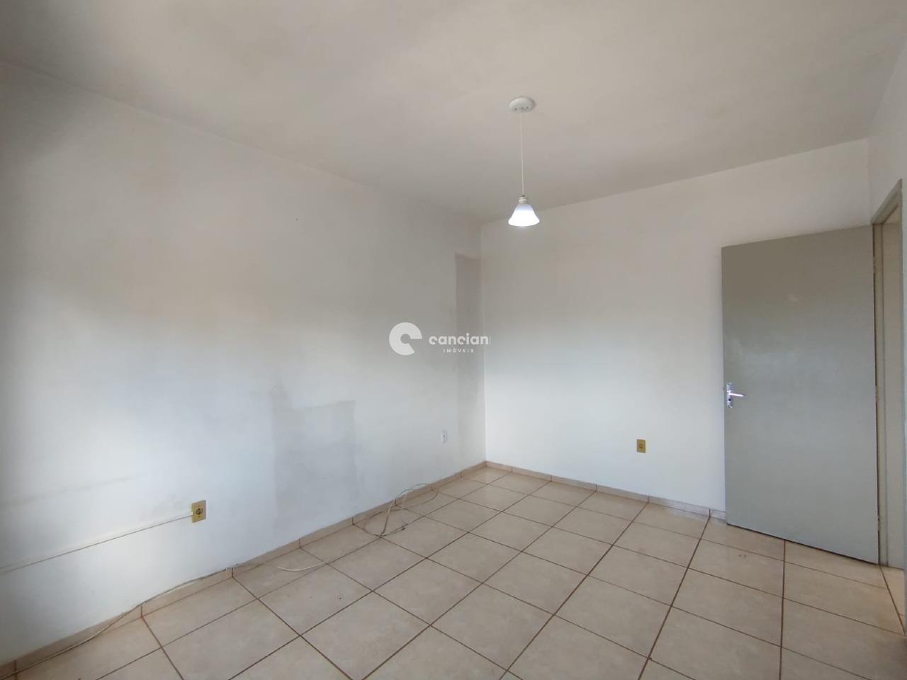 Apartamento à venda no Menino Jesus: 