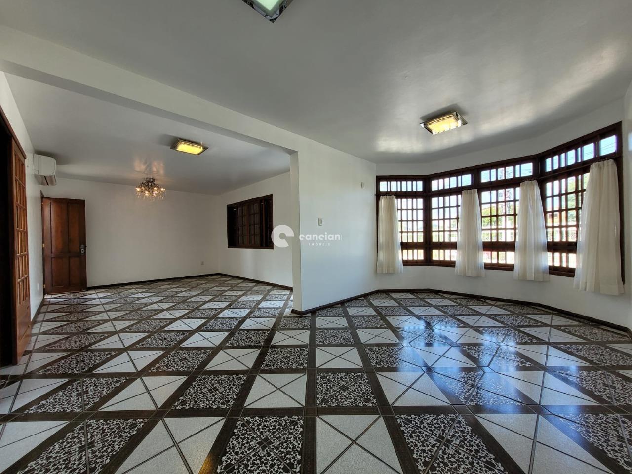 Casa para aluguel no Pé de Plátano: 